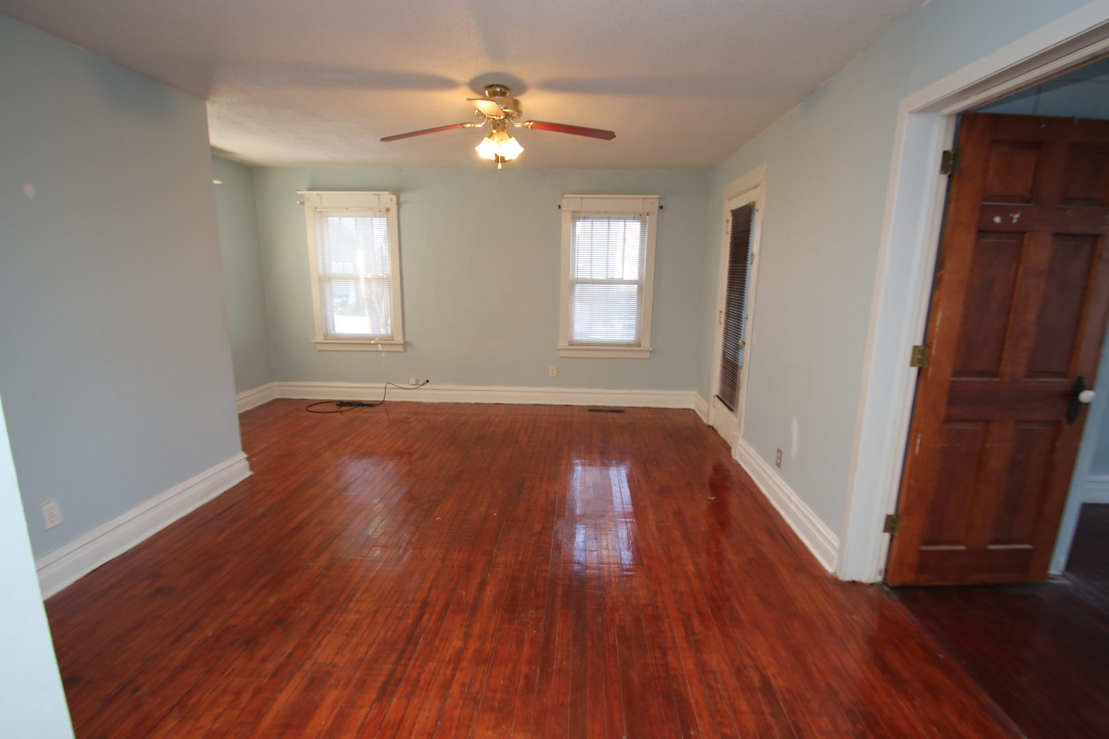 50 Rushmore Road Fox Lake, IL 60020 - Photo 2 of 14