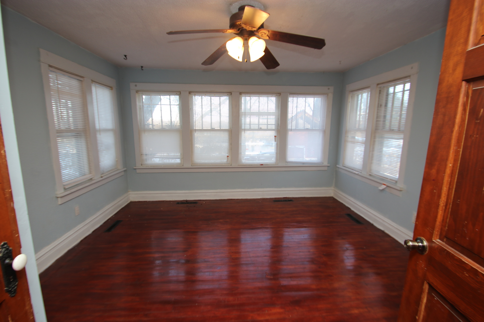 50 Rushmore Road Fox Lake, IL 60020 - Photo 6 of 14