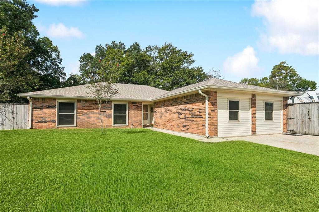 155 Timbers Drive Slidell, LA 70458 - Photo 1 of 22