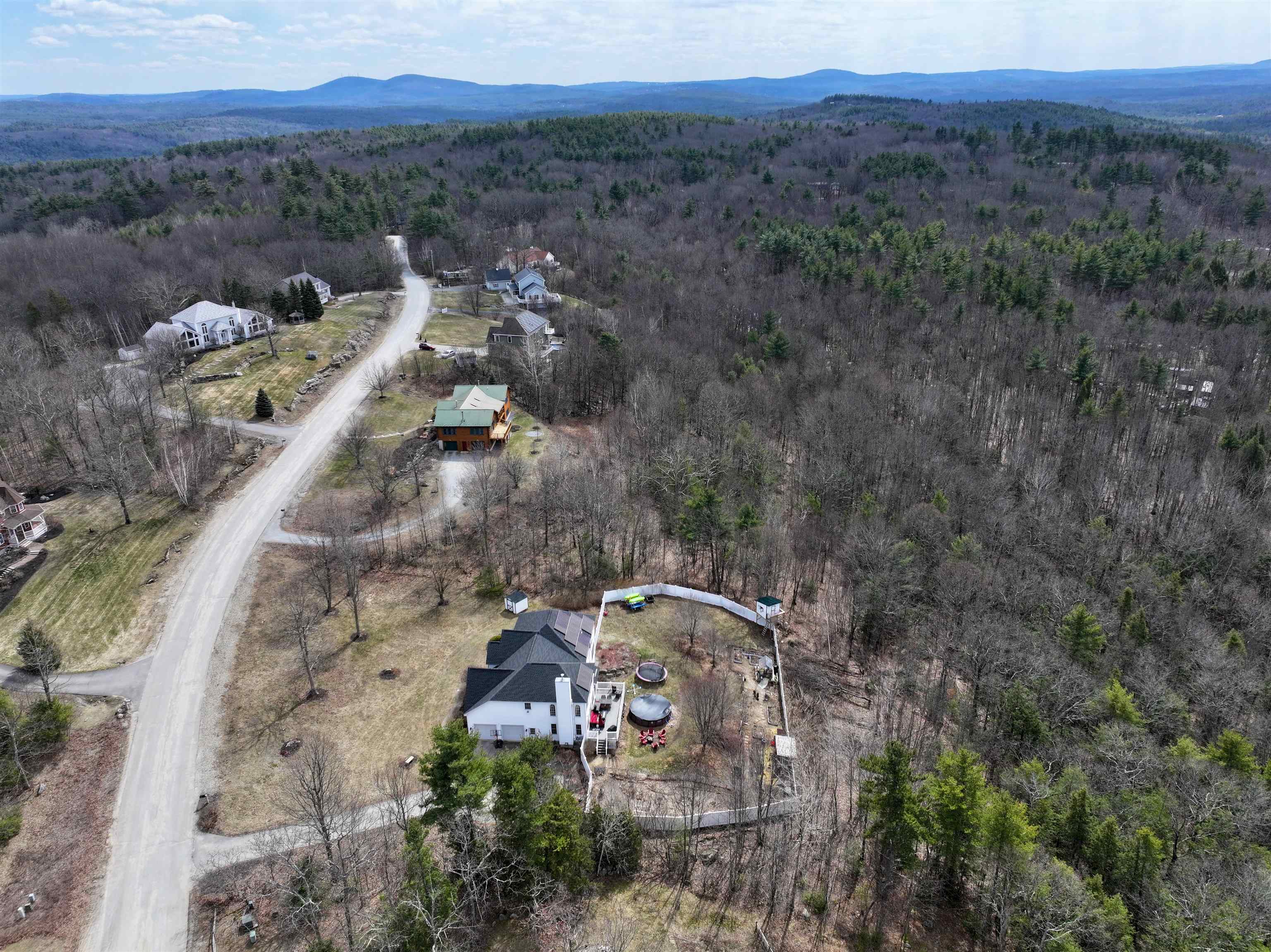 115 Roosevelt Road Weare, NH 03281 - Photo 57 of 60