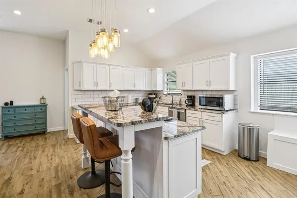 $350,000 | 1003 Meridith Drive, Terrell, TX 75160