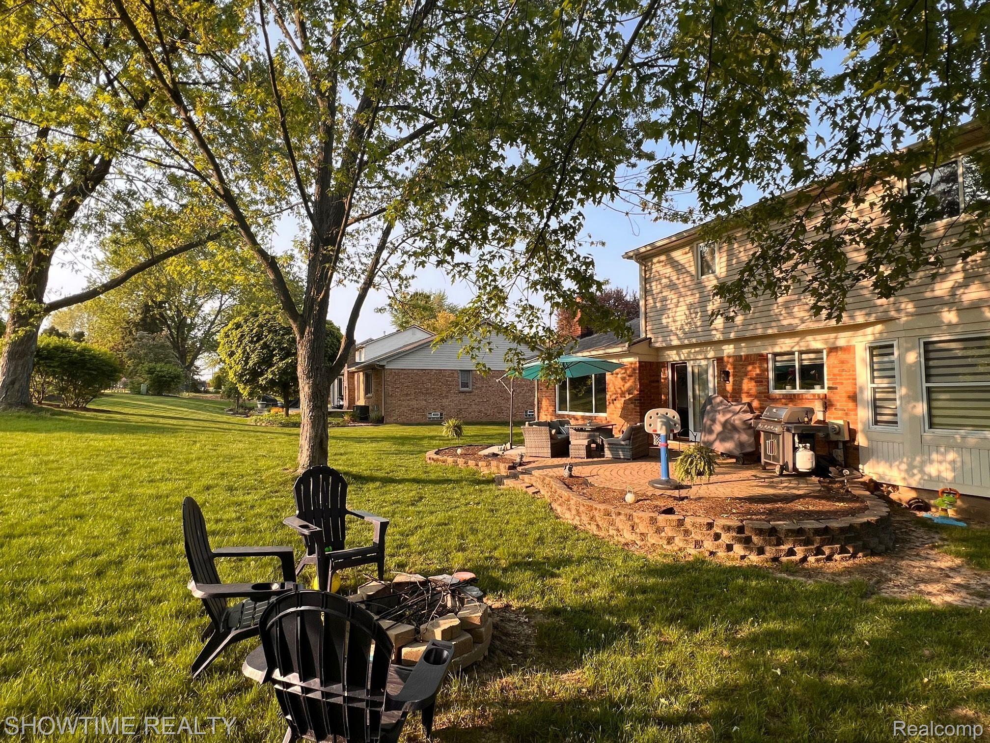 2082 Cumberland Road Rochester, MI 48307 - Photo 26 of 30 Gallery Image 26