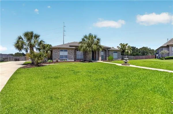$4,200 | 110 Regina Drive, Belle Chasse, LA 70037