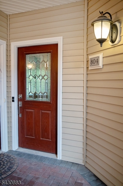 804 River Place Butler, NJ 07405 - Photo 4 of 32
