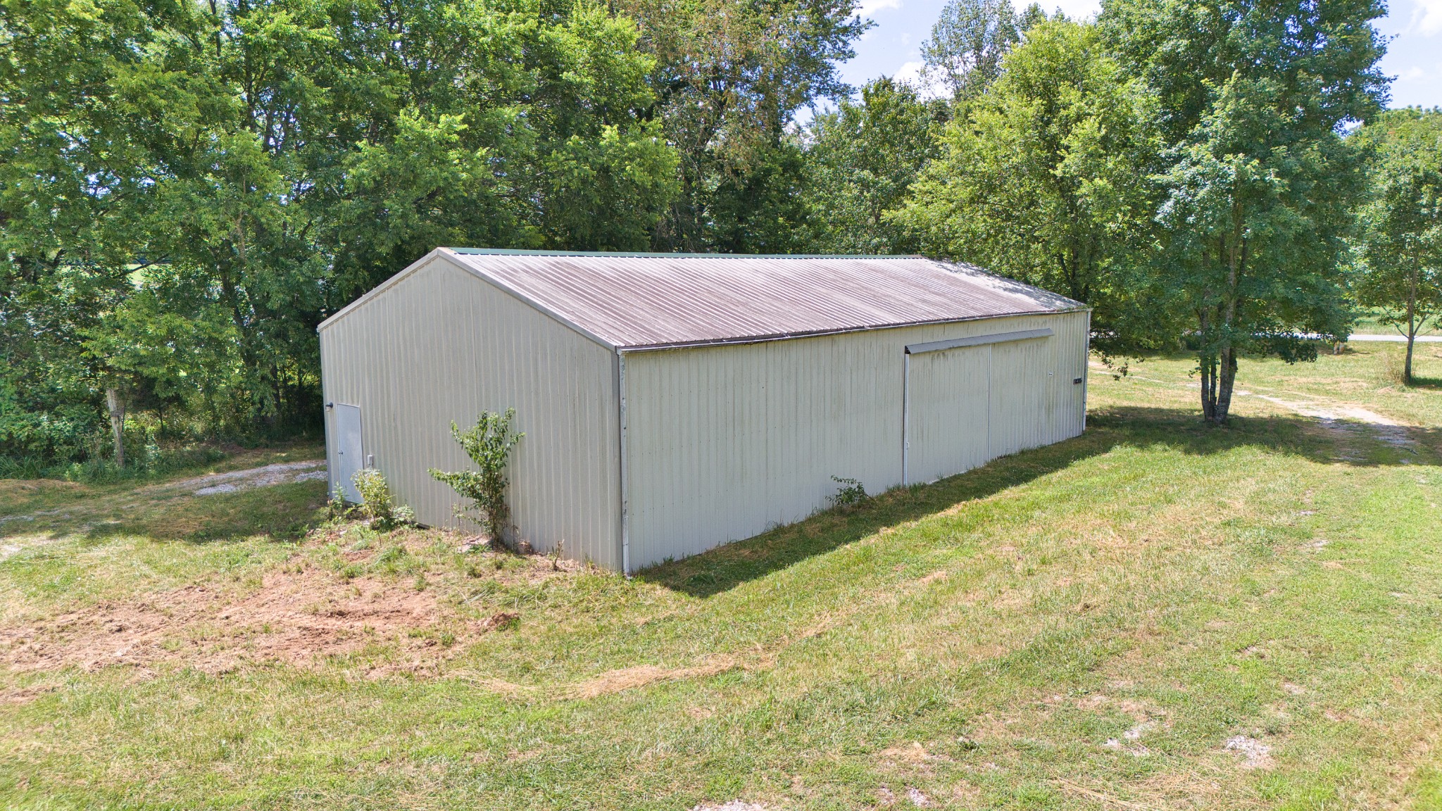 820 Edwards Road Russellville, KY 42276 - Photo 16 of 23 a view of a backyard