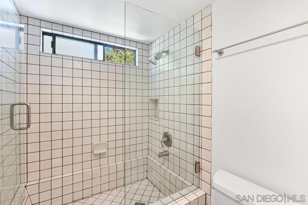 1861 Pacific Ranch Drive Encinitas, CA 92024 - Photo 28 of 36