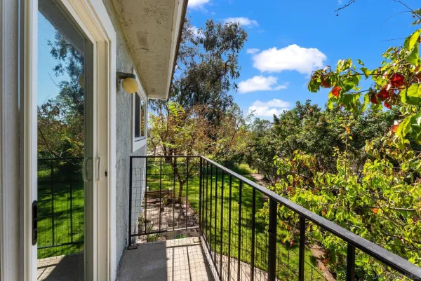 $615,000 | 9401 Carlton Oaks Drive, Unit E, Santee, CA 92071