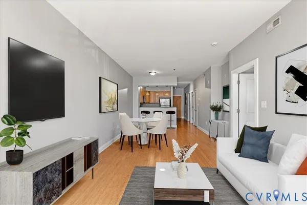 $270,000 | 1333 West Broad Street, Unit U302, Richmond, VA 23220