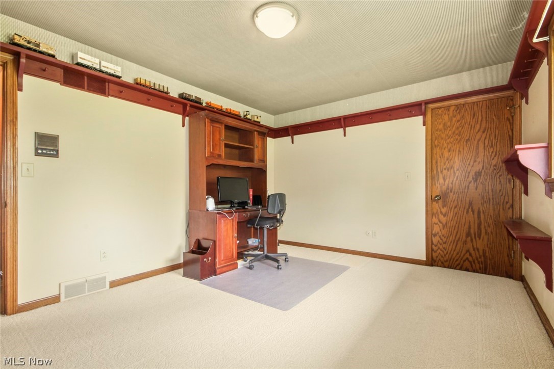 8243 North Lima Road Youngstown, OH 44514 - Photo 36 of 50