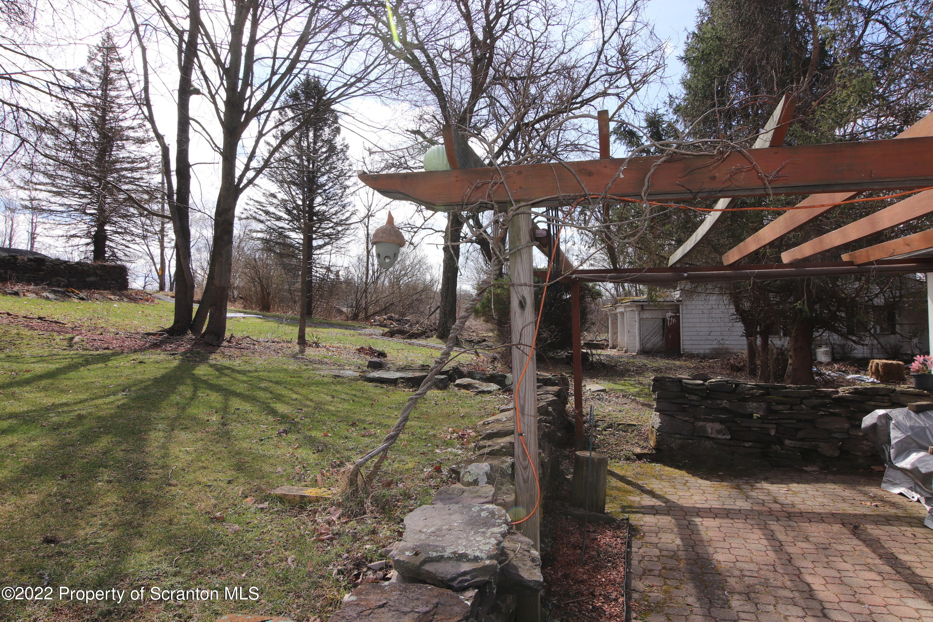 523 Fairview Rd Lake Dalton, PA 18414 - Photo 4 of 36
