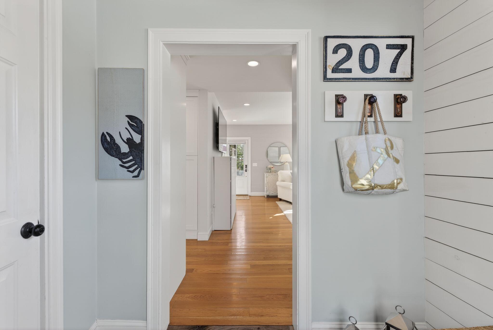 252 Foreside Road Falmouth, ME 04105 - Photo 4 of 30 252 Foreside Road