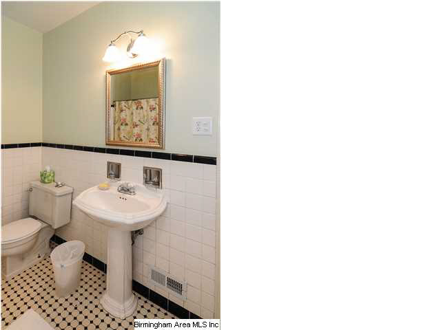 70 Lakeshore Drive Birmingham, AL 35209 - Photo 26 of 32
