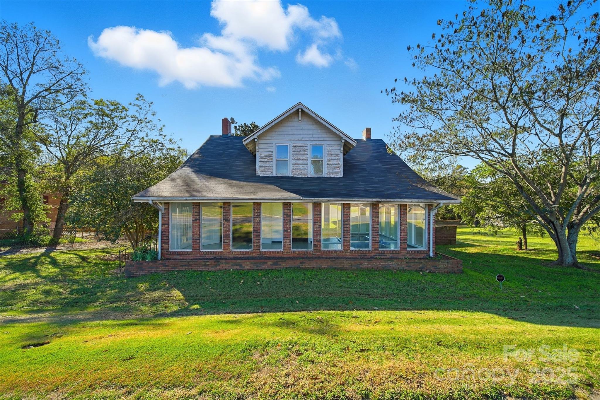 105 2nd Avenue Southwest Catawba, NC 28609 - Photo 1 of 37