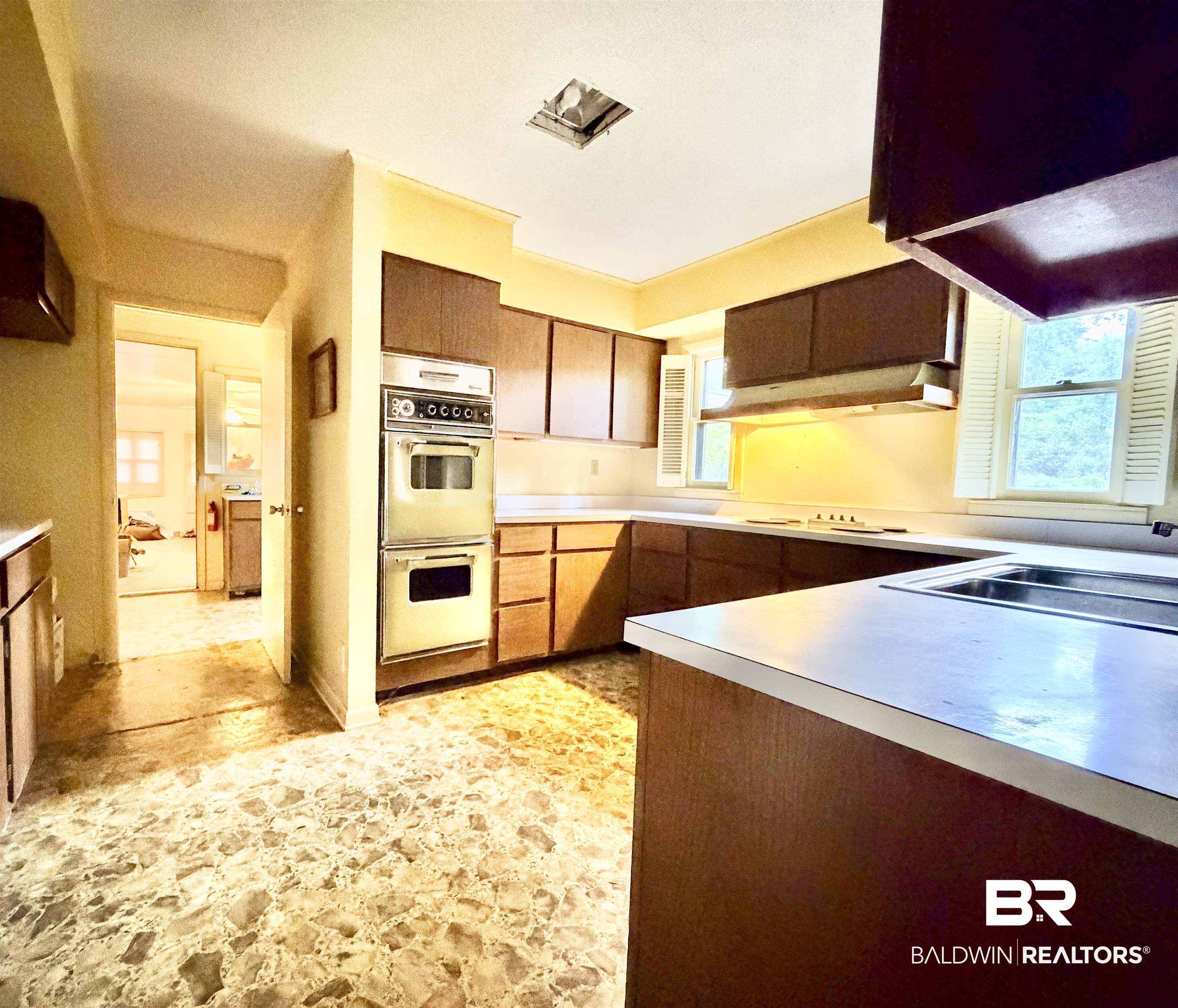605 East Cumberland Road Mobile, AL 36608 - Photo 28 of 87