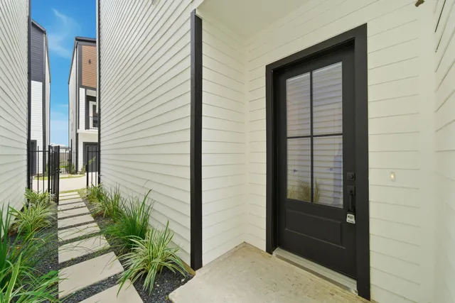 $2,650 | 4013 Griggs Road, Unit K, Houston, TX 77021