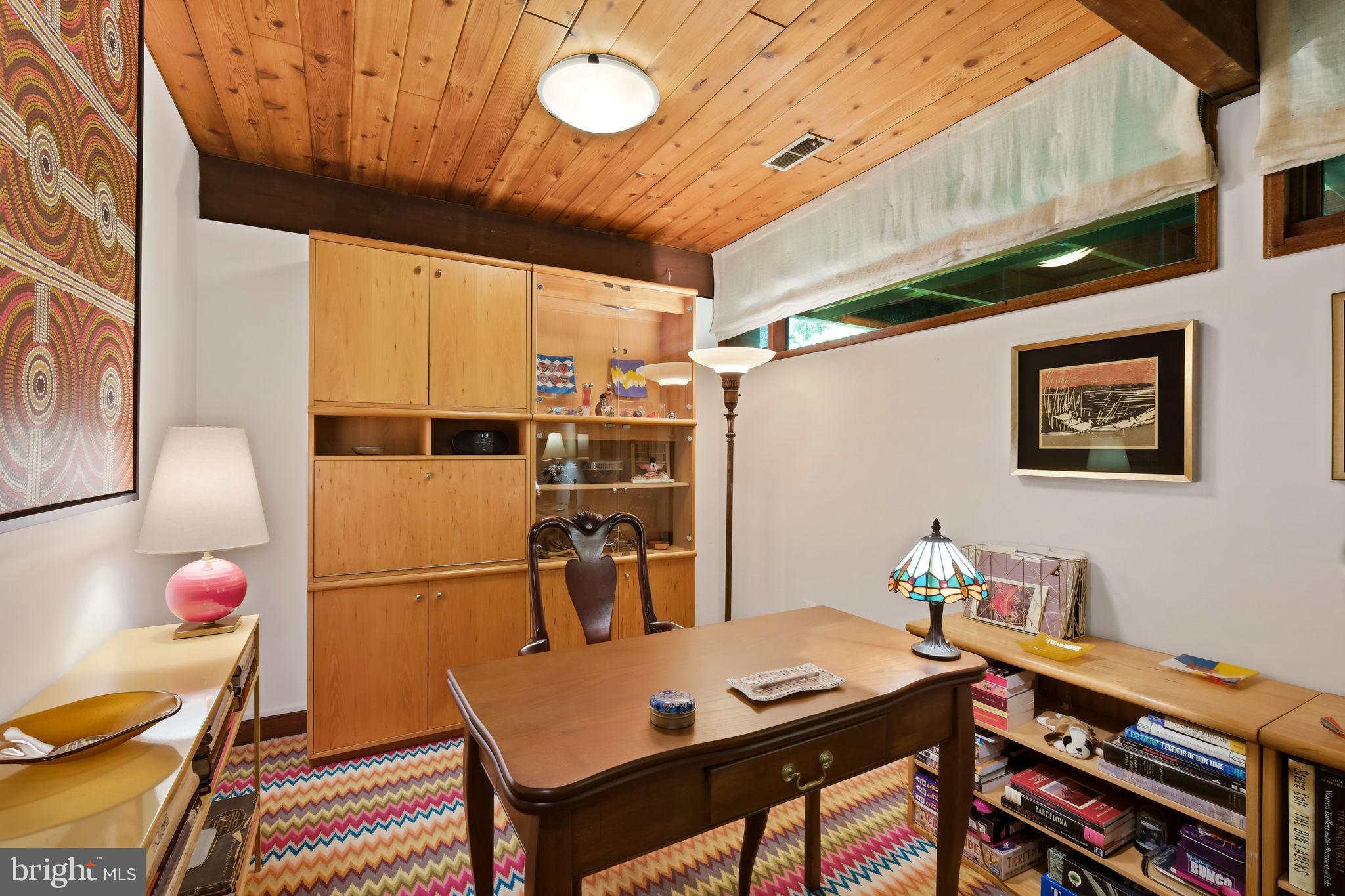 7908 Fenway Road Bethesda, MD 20817 - Photo 26 of 43 Family Room