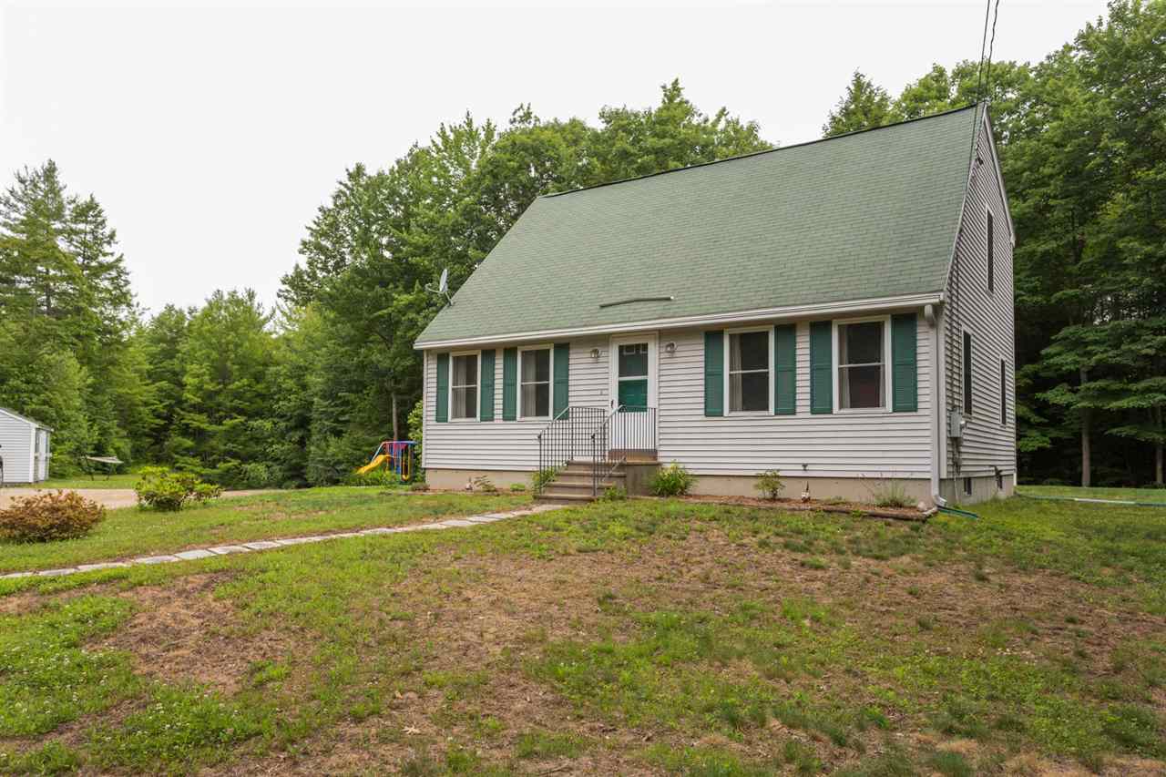 11 Old Candia Road Deerfield, NH 03037 - Photo 1 of 34