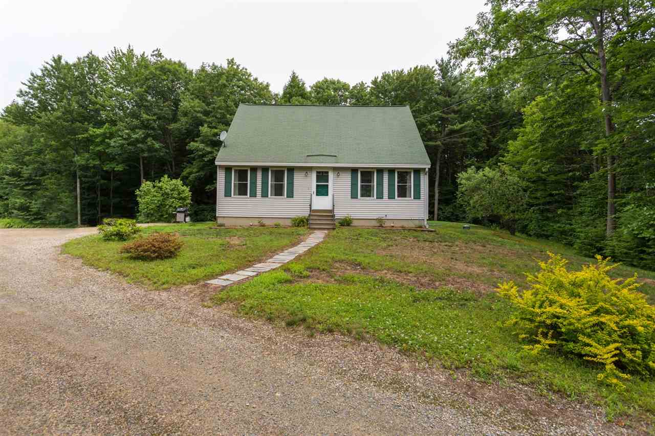 11 Old Candia Road Deerfield, NH 03037 - Photo 2 of 34