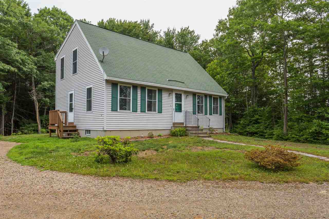 11 Old Candia Road Deerfield, NH 03037 - Photo 3 of 34
