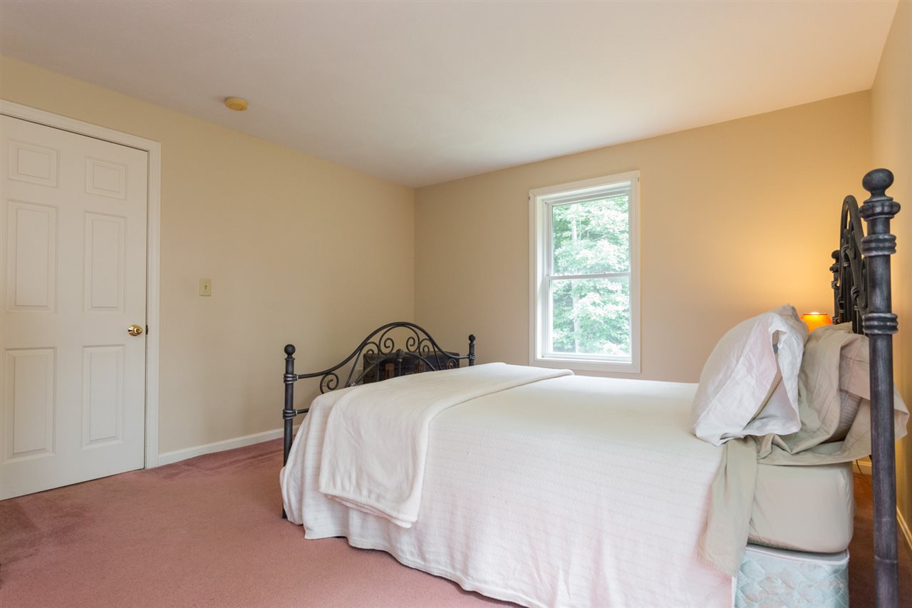 11 Old Candia Road Deerfield, NH 03037 - Photo 21 of 34