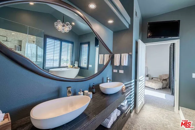 $2,150,000 | 6465 Zuma View Place, Unit 161, Malibu, CA 90265