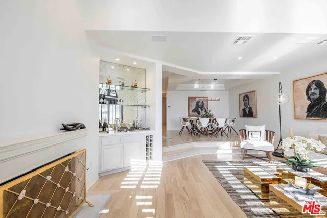 $2,150,000 | 6465 Zuma View Place, Unit 161, Malibu, CA 90265