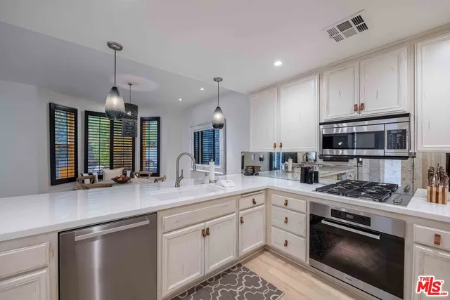 $2,150,000 | 6465 Zuma View Place, Unit 161, Malibu, CA 90265