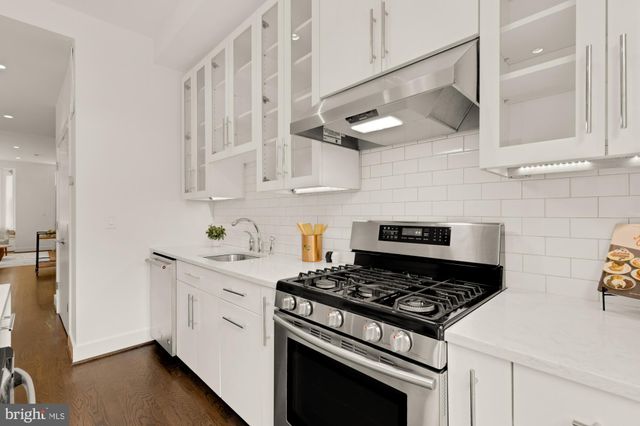 $1,130,000 | 455 Q Street Northwest, Washington, DC 20001