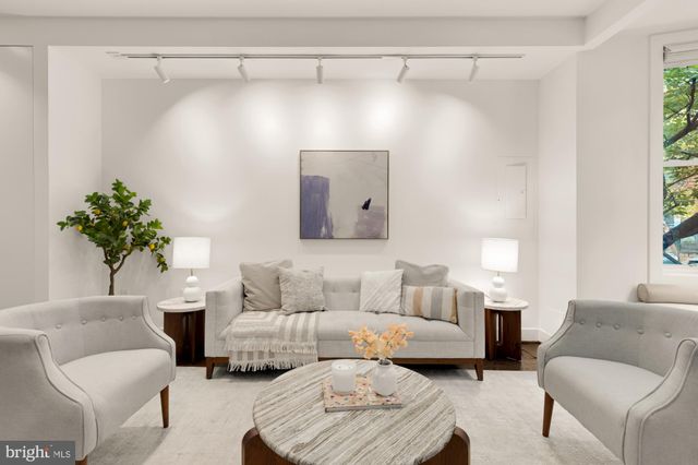 $1,130,000 | 455 Q Street Northwest, Washington, DC 20001