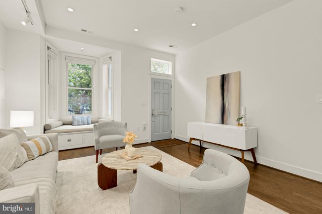 $1,130,000 | 455 Q Street Northwest, Washington, DC 20001