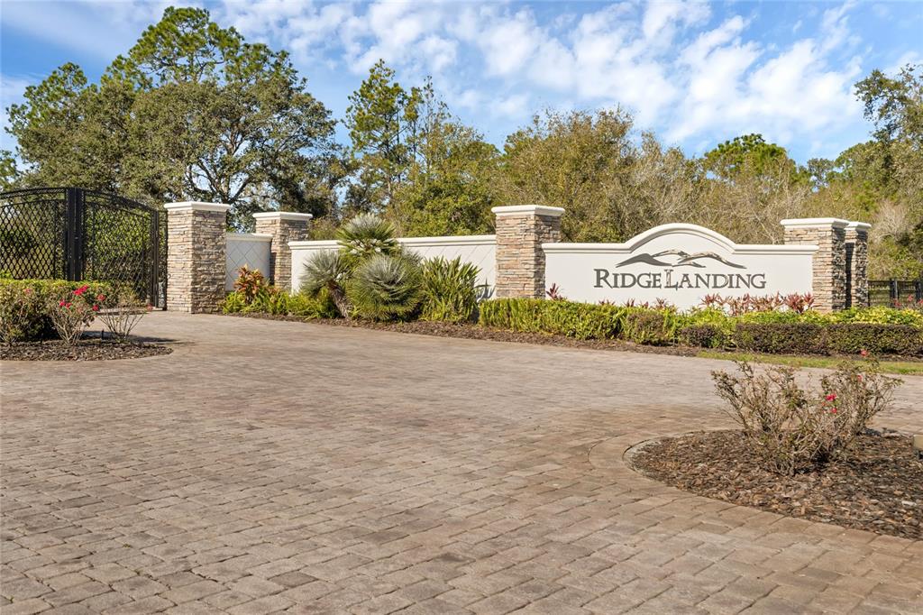 4540 Lindbergh Drive Frostproof, FL 33843 - Photo 4 of 14 a front view of a house with a yard