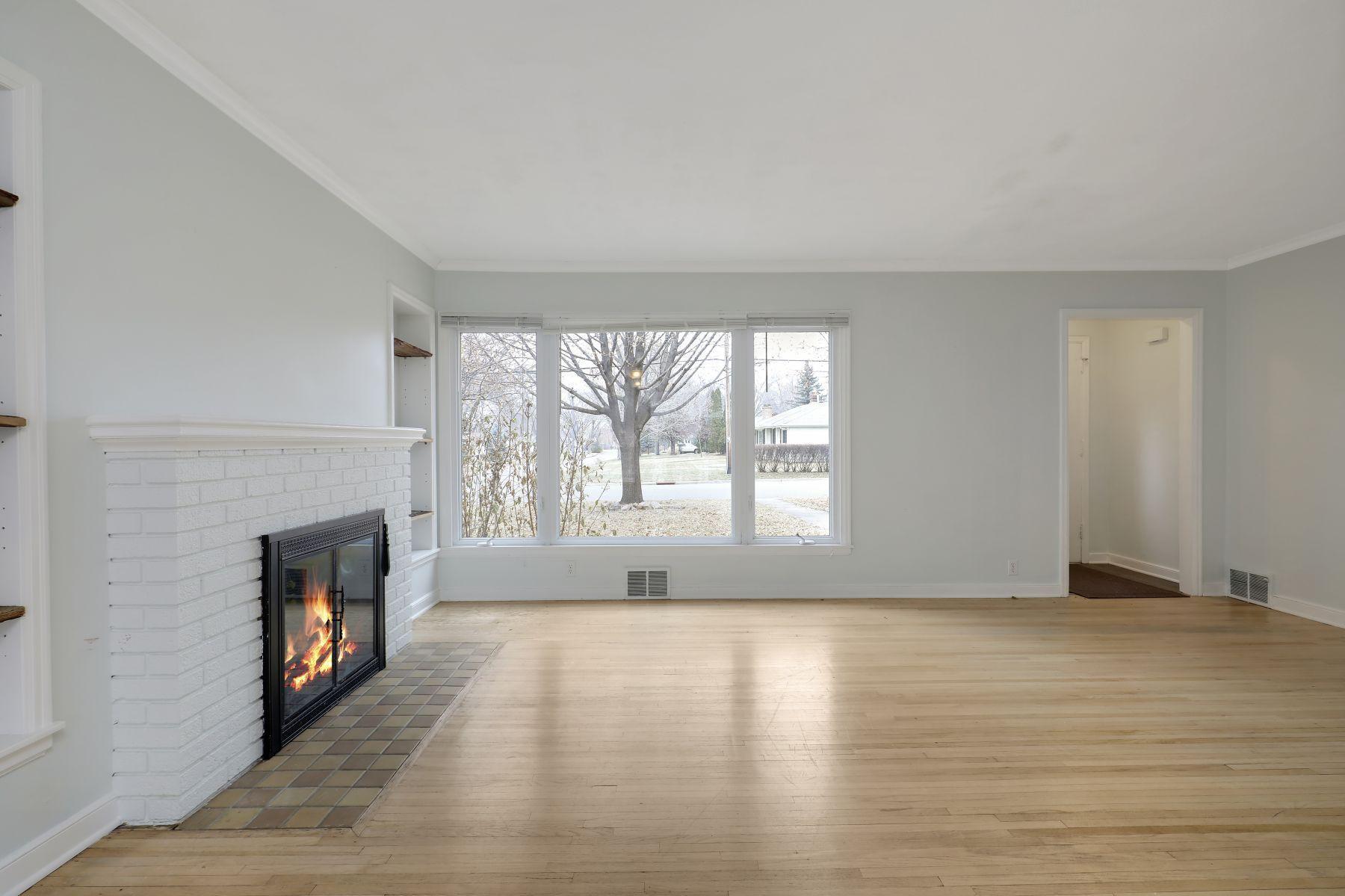 4827 Culver Road Golden Valley, MN 55422 - Photo 4 of 38