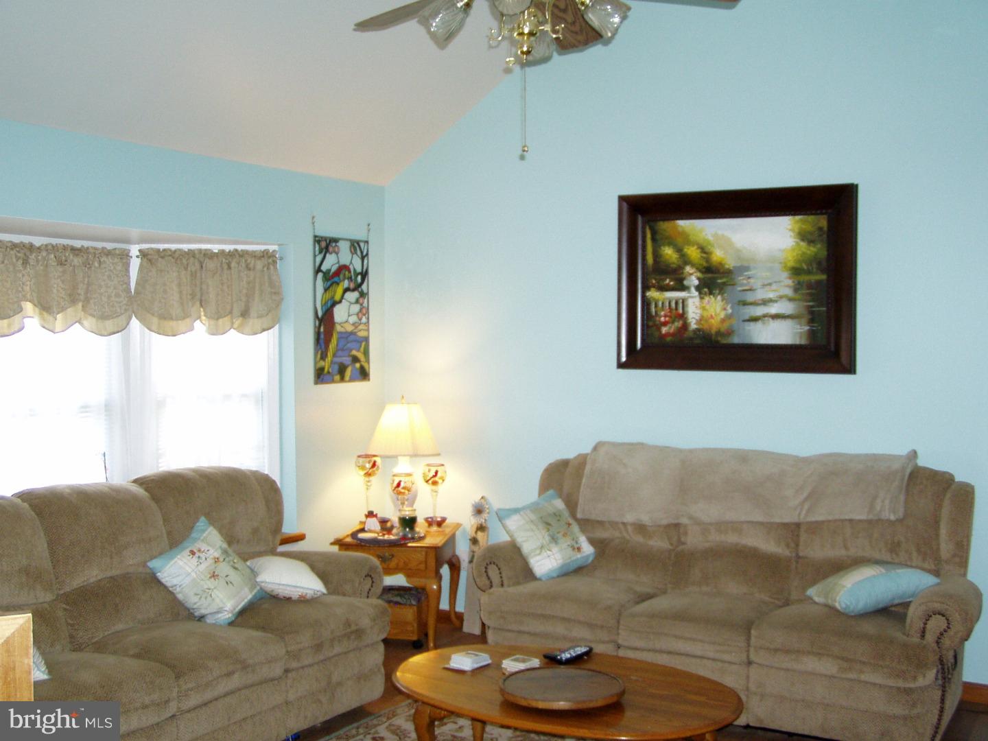 1461 Foster Road Warminster, PA 18974 - Photo 4 of 5 Gallery Image 4
