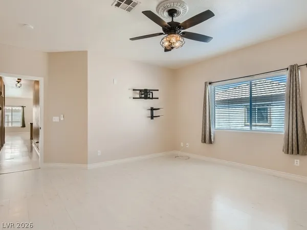 $1,725 | 6905 Squaw Mountain Drive, Unit 204, Las Vegas, NV 89130