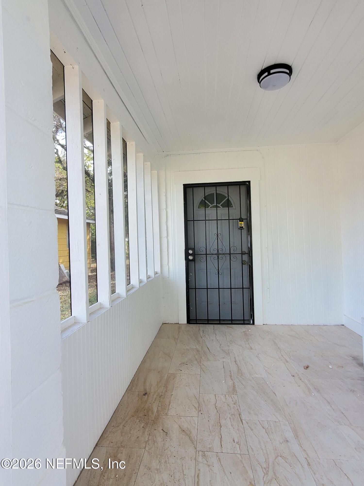 1536 West 3rd Street Jacksonville, FL 32209 - Photo 3 of 7 20251126_124408