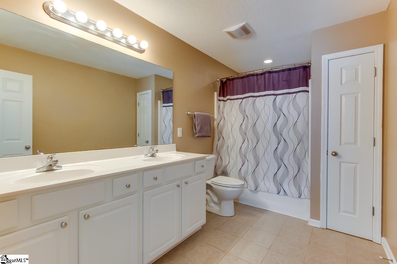 120 East King Road Greer, SC 29651 - Photo 19 of 35