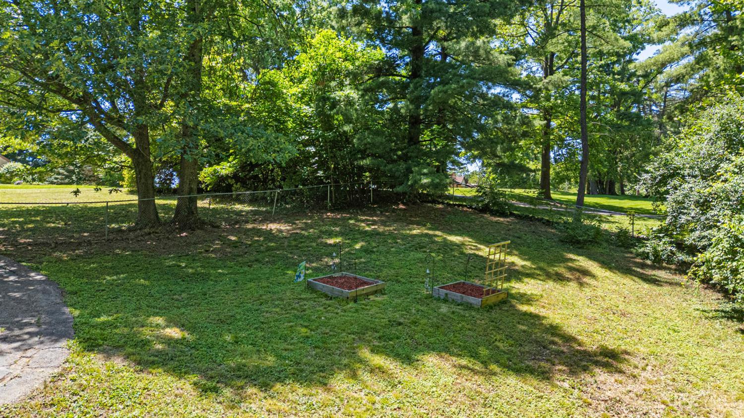 3028 Diehl Road Cincinnati, OH 45211 - Photo 47 of 52