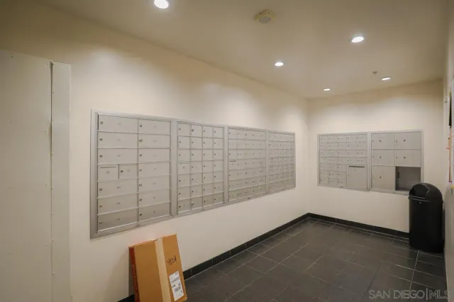 $3,295 | 450 J Street, Unit 4211, San Diego, CA 92101