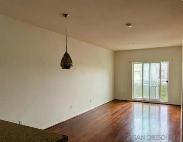 $3,295 | 450 J Street, Unit 4211, San Diego, CA 92101