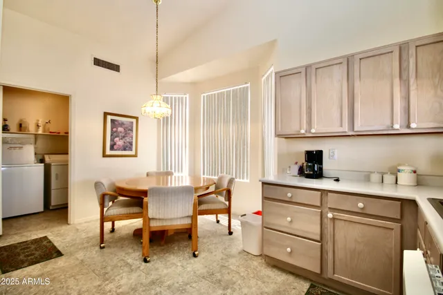 $2,500 | 6973 South Oakmont Drive, Chandler, AZ 85249