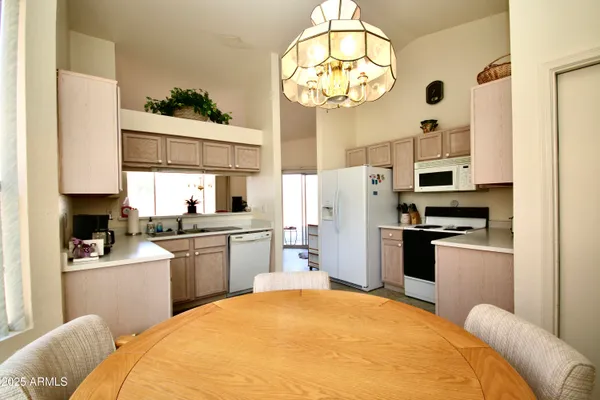 $2,500 | 6973 South Oakmont Drive, Chandler, AZ 85249