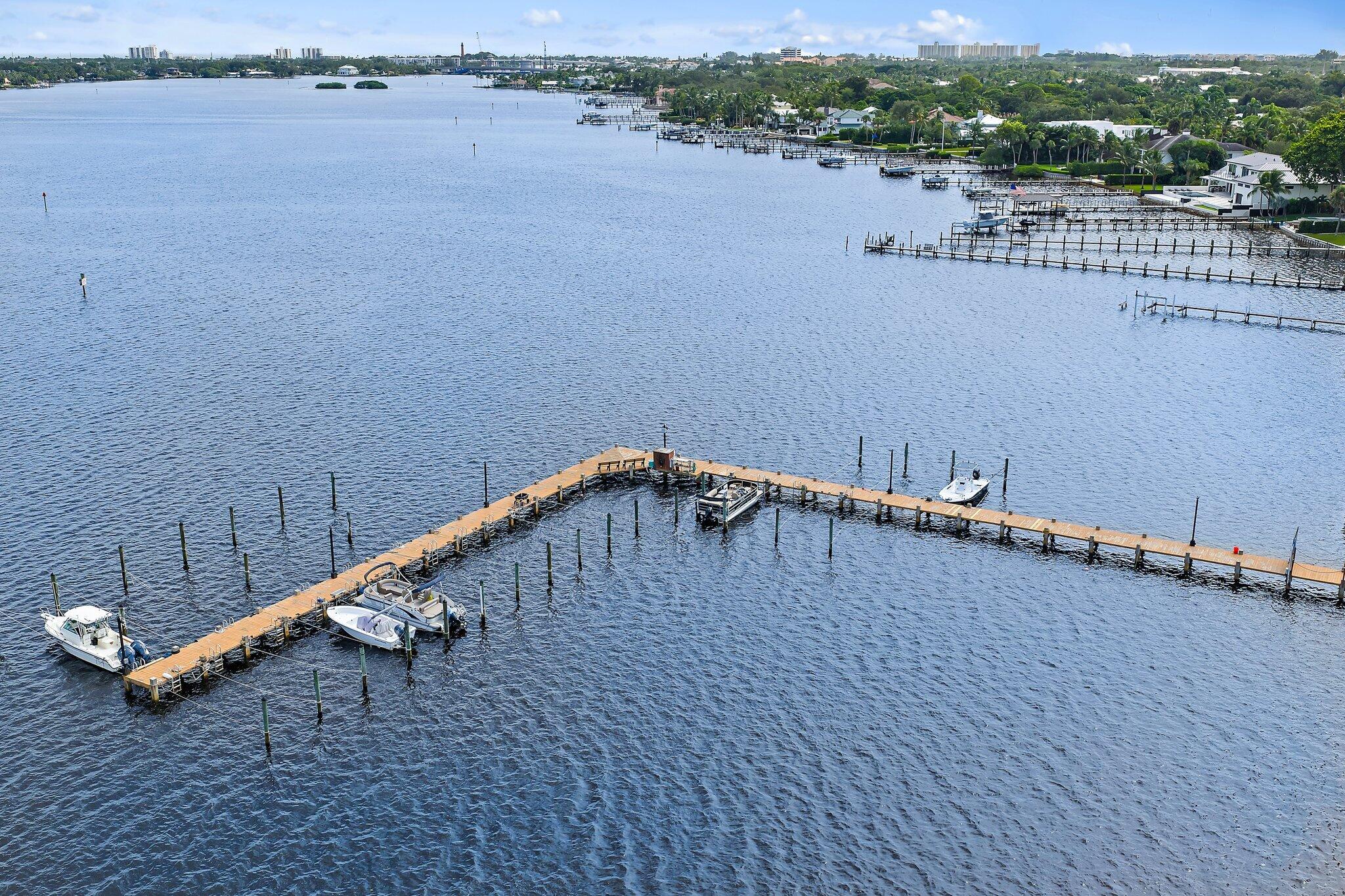 825 Center Street, Unit 30A Jupiter, FL 33458 - Photo 32 of 33 a view of a lake with a mountain