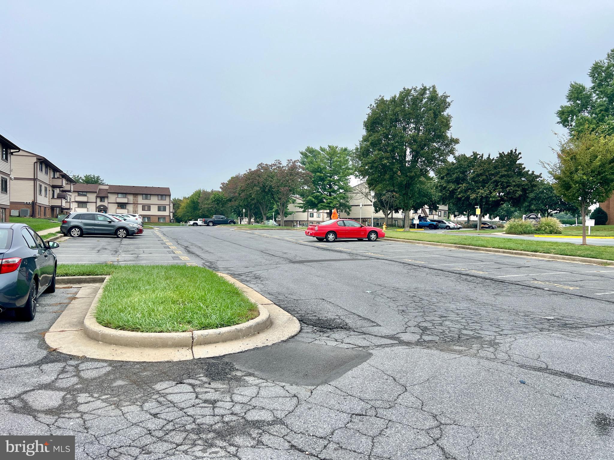 999 Heather Ridge Drive, Unit 2L Frederick, MD 21702 - Photo 19 of 19 a view of outdoor space and yard