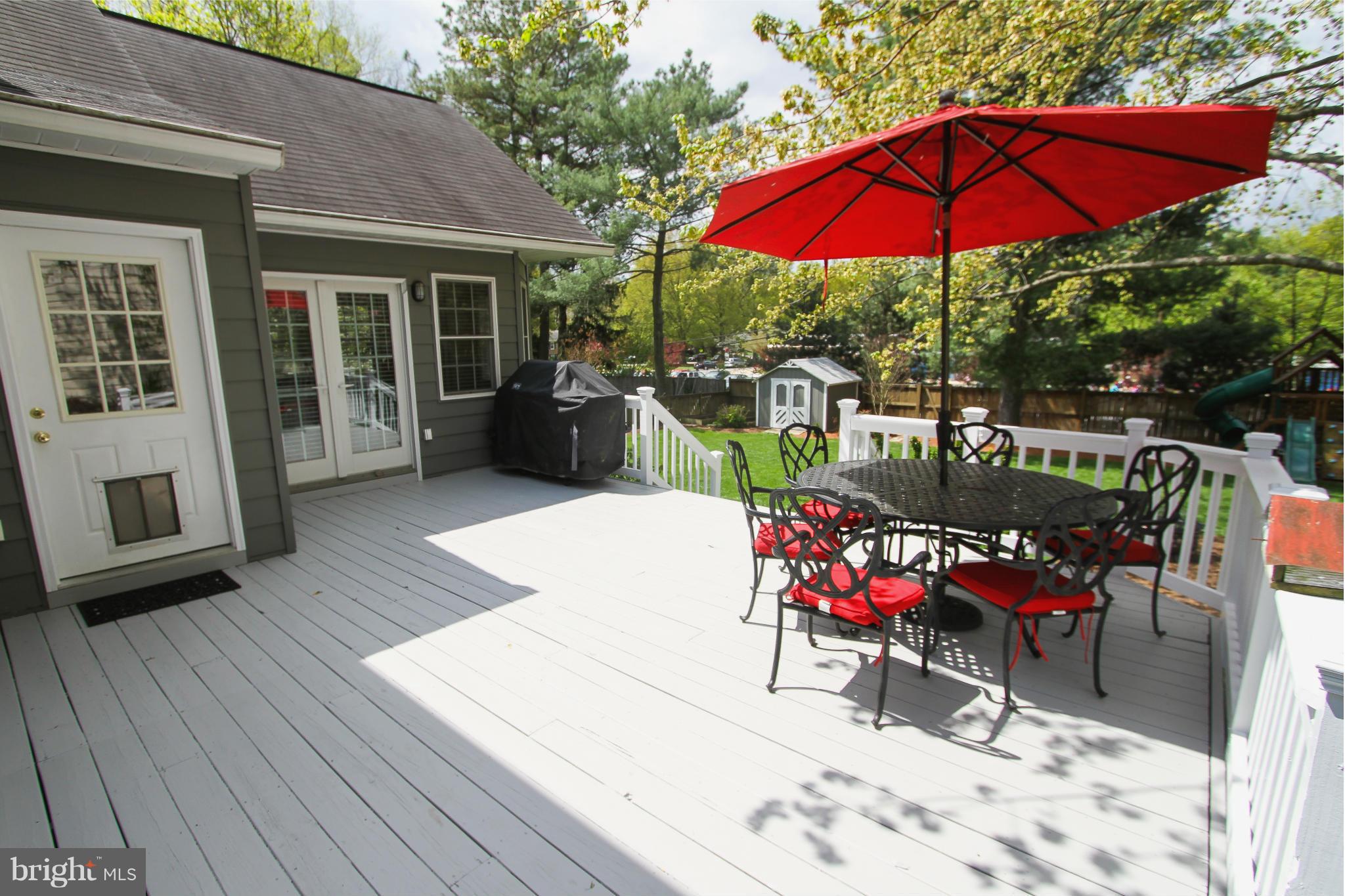7616 Range Road Alexandria, VA 22306 - Photo 11 of 30 21' X 20' Deck off Great Room