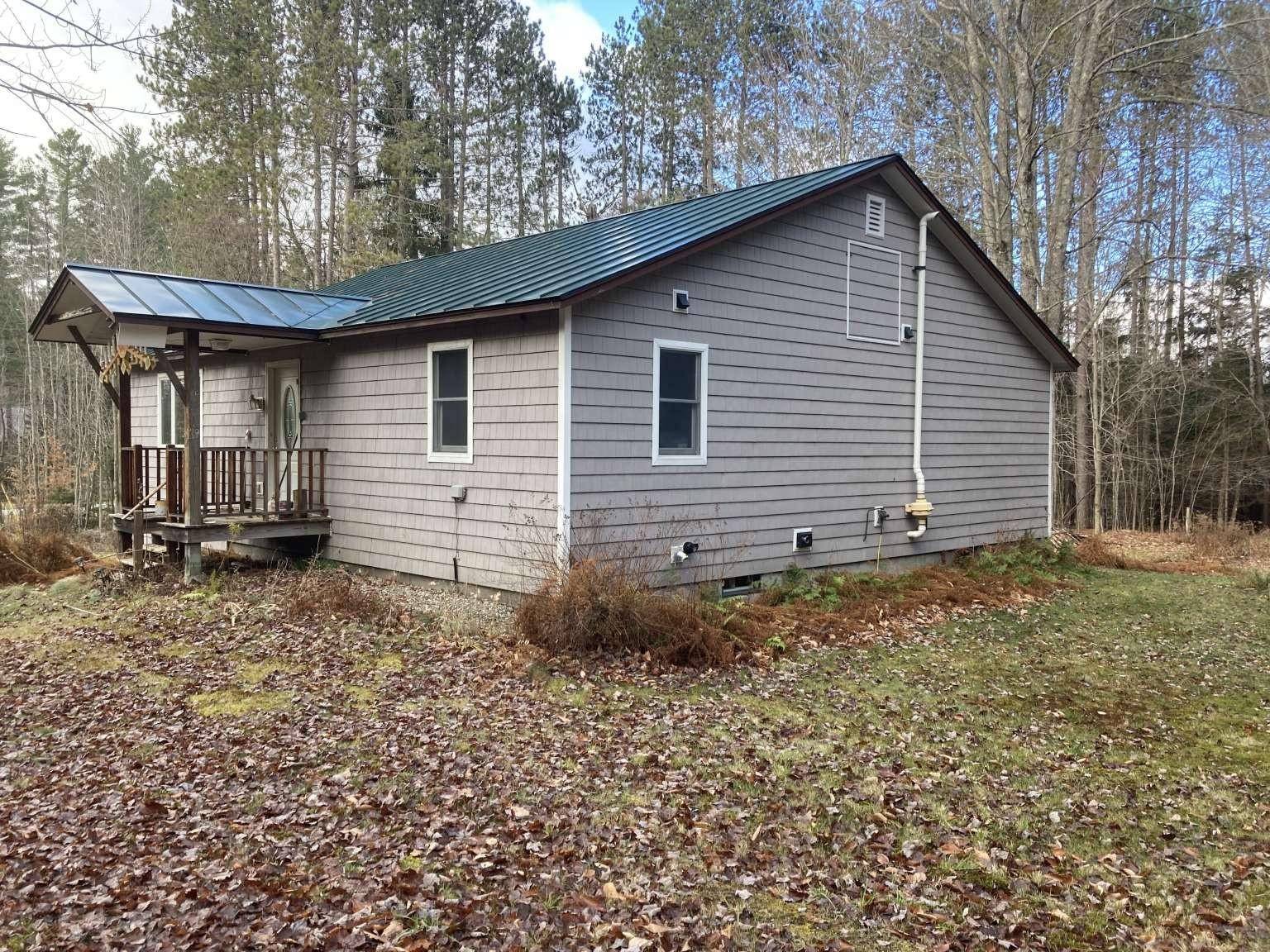 85 Edwins Pond Road Rochester, VT 05767 - Photo 12 of 14