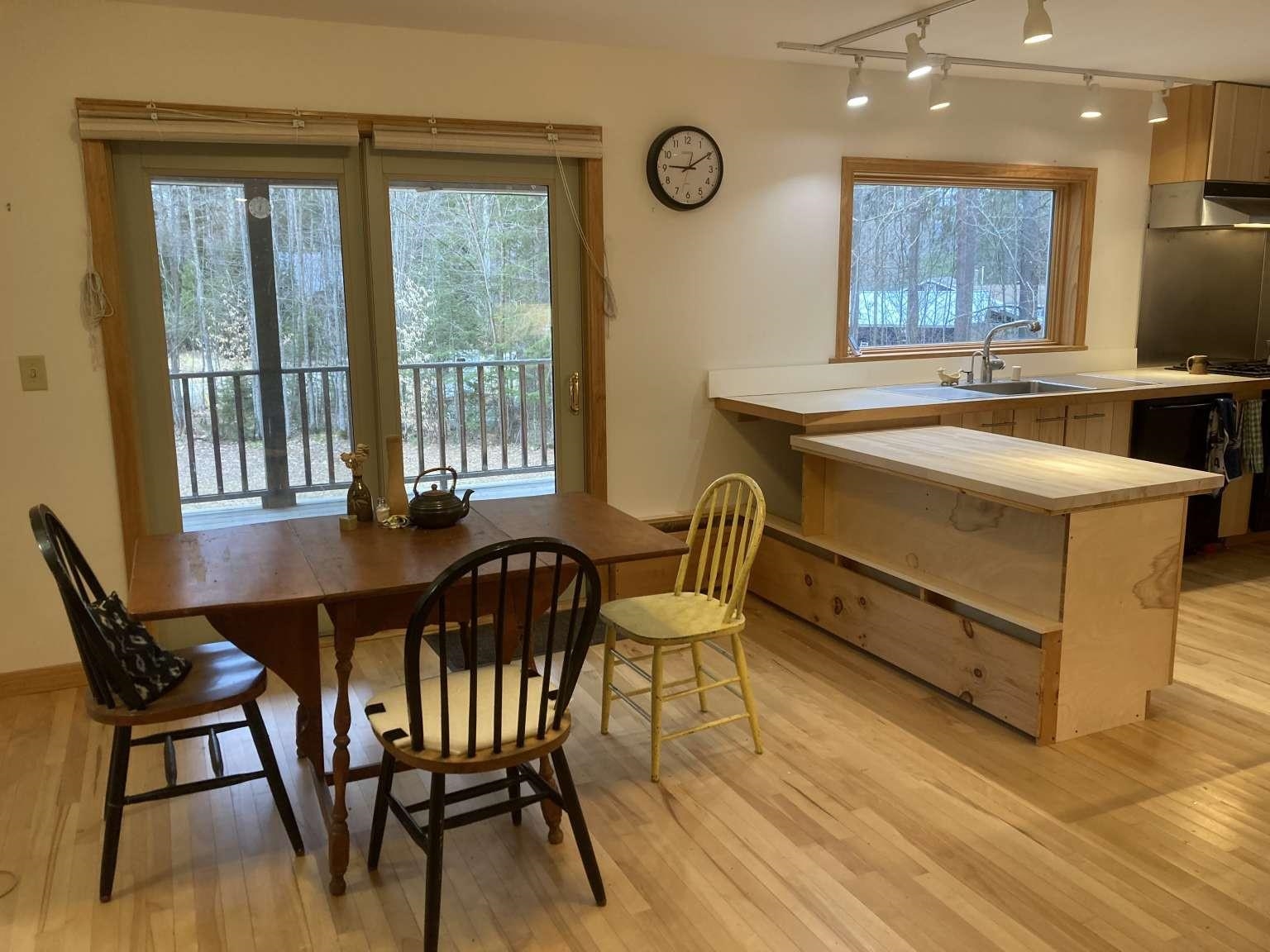85 Edwins Pond Road Rochester, VT 05767 - Photo 3 of 14