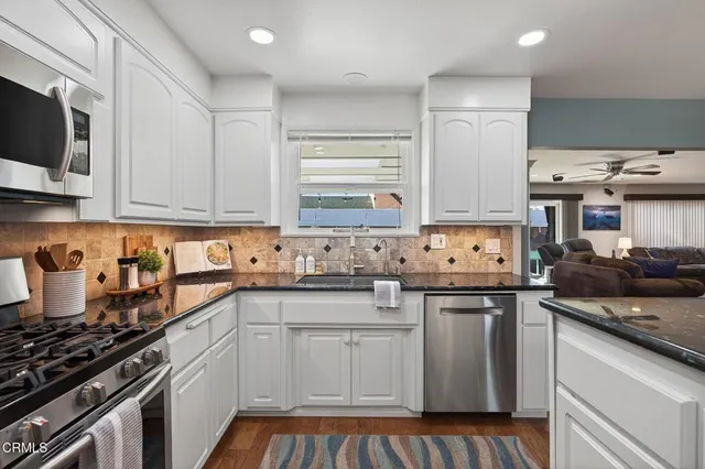 $795,000 | 1701 Rialto Street, Oxnard, CA 93035