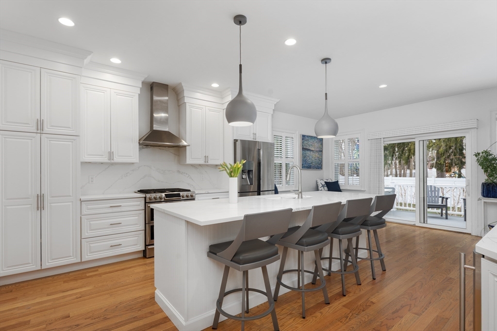 291 First Parish Road Scituate, MA 02066 - Photo 11 of 36