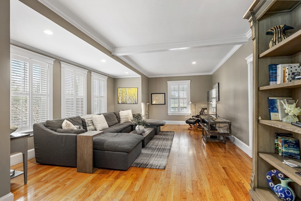 291 First Parish Road Scituate, MA 02066 - Photo 18 of 36