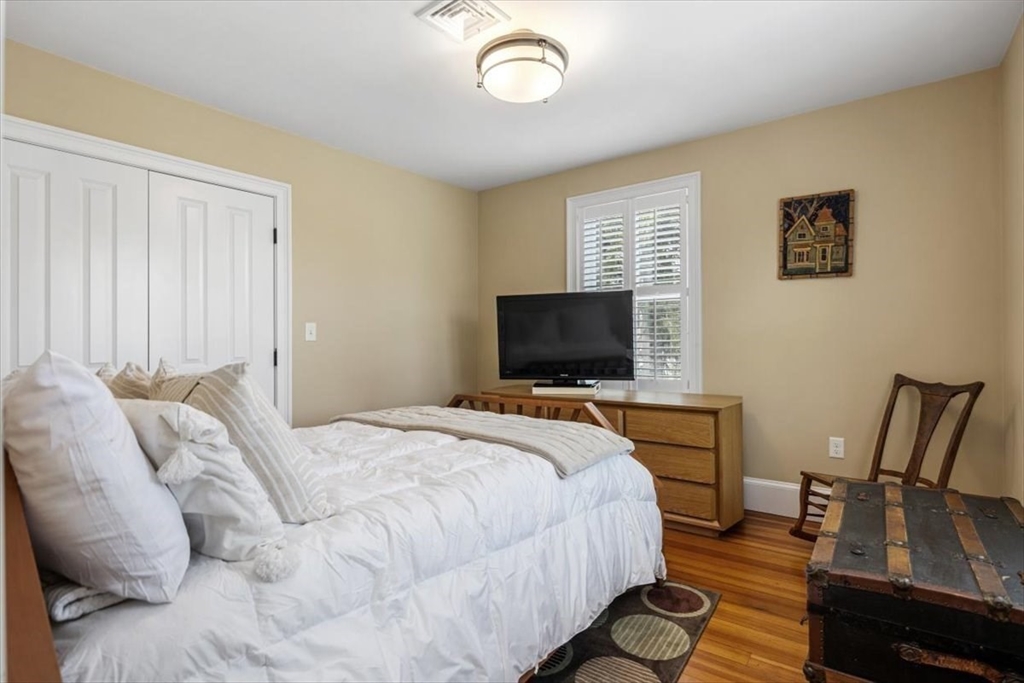 291 First Parish Road Scituate, MA 02066 - Photo 25 of 36